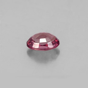 Granate con cambio de color multicolor natural de 0,61 ct, corte óvalo, VS