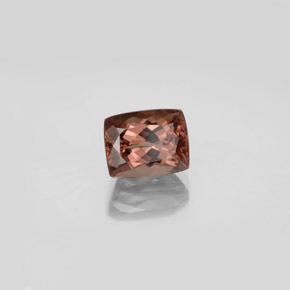 Granate que cambia de color Rosa/rojo marrón natural de 3.65 ct, Corte Cojín, VVS-VS