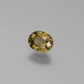 Granate que cambia de color Verde a rojo-rosado natural de 0.68 ct, Corte Óvalo, VS