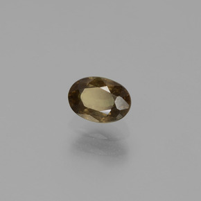 Granate que cambia de color Verde a rojo-rosado natural de 0.74 ct, Corte Óvalo, VS