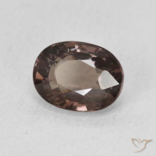 Granate que cambia de color Marrón claro medio natural de 1.58 ct, Ovalada, VVS-VS