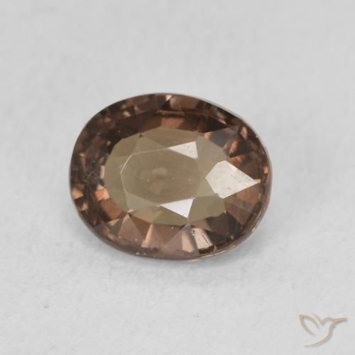 Granate que cambia de color Marrón claro medio natural de 1.38 ct, Ovalada, VVS-VS