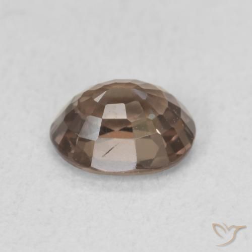 Granate que cambia de color Marrón claro medio natural de 0.79 ct, Ovalada, VVS-VS