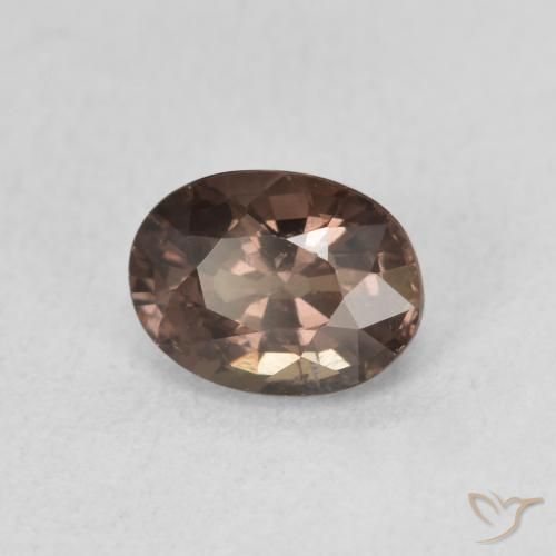 Granate que cambia de color Marrón claro medio natural de 1.25 ct, Ovalada, VS