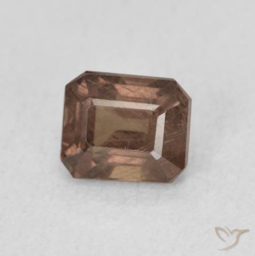 Granate que cambia de color Marrón claro medio natural de 0.97 ct, Corte Octágono / Esmeralda, VS