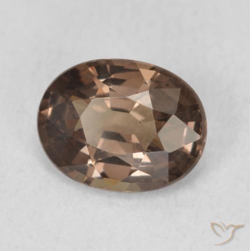 Granate que cambia de color Marrón claro medio natural de 1.25 ct, Ovalada, VS