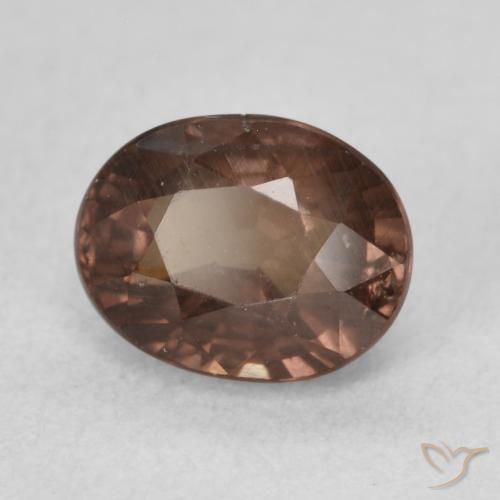 Granate que cambia de color Marrón claro medio natural de 1.65 ct, Ovalada, VS