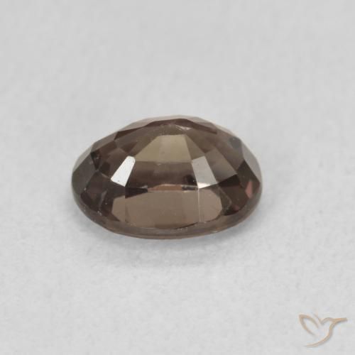 Granate que cambia de color Marrón claro medio natural de 1.38 ct, Corte Óvalo, VVS