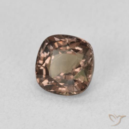 Granate que cambia de color Marrón jengibre natural de 1.06 ct, Forma Cojín, VS
