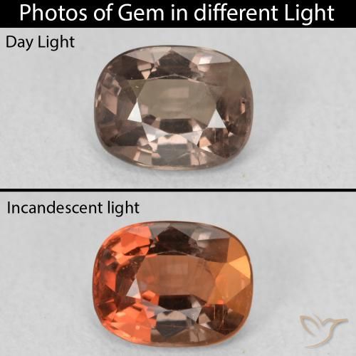 1.13ct Natural Marrón claro medio Granate que cambia de color, Forma Cojín, VS