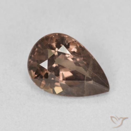 Granate que cambia de color Marrón oscuro natural de 1.27 ct, En forma de pera, VS