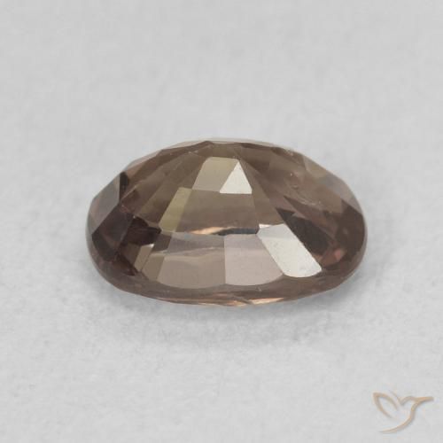 Granate que cambia de color Marrón oscuro natural de 1.05 ct, Forma Cojín, VS