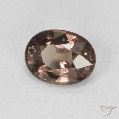 Granate que cambia de color Marrón oscuro natural de 1.21 ct, Ovalada, VVS-VS
