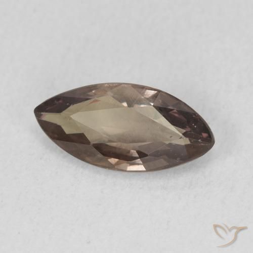 Granate que cambia de color Marrón oscuro natural de 1.03 ct, Marquesa, VVS-VS