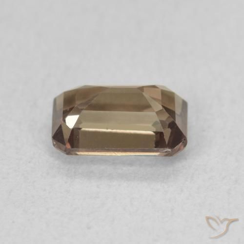 Granate que cambia de color Marrón oscuro natural de 1.08 ct, Corte Octágono / Esmeralda, VVS-VS