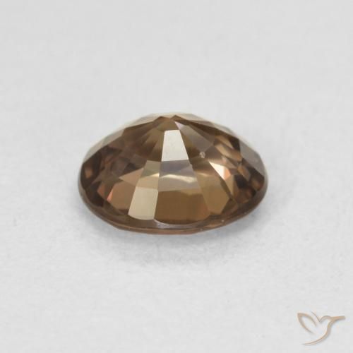 Granate que cambia de color Marrón oscuro natural de 1.08 ct, Ovalada, VVS-VS