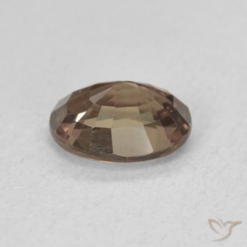 Granate que cambia de color Marrón oscuro natural de 1.13 ct, Ovalada, VVS-VS