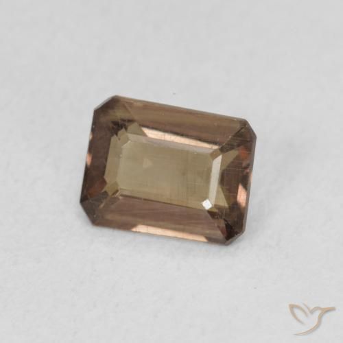 Granate que cambia de color Marrón oscuro natural de 0.91 ct, Corte Octágono / Esmeralda, VS