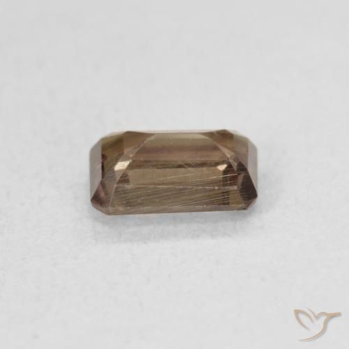 Granate que cambia de color Marrón oscuro natural de 0.91 ct, Corte Octágono / Esmeralda, VS