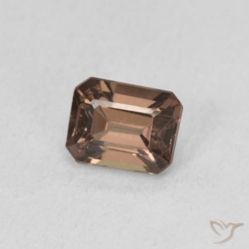Granate que cambia de color Marrón claro medio natural de 0.97 ct, Corte Octágono / Esmeralda, VS