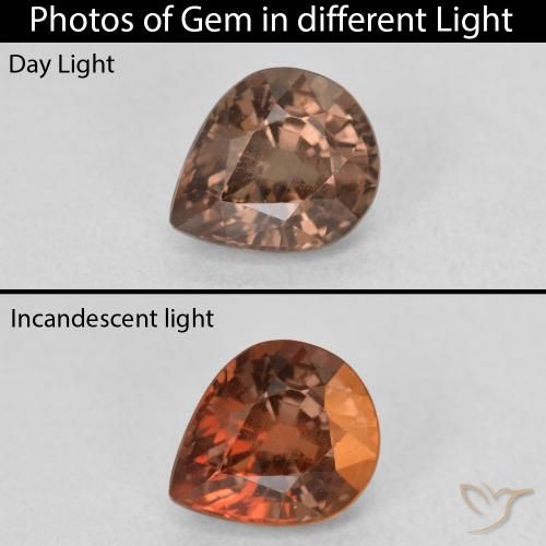 1.37ct Natural Marrón oscuro Granate que cambia de color, En forma de pera, VS