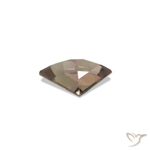 Zafiro que cambia de color Marrón claro medio natural de 0.21 ct, Forma elegante, VVS