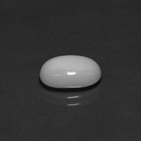 Coral blanco natural de 2,54 ct, corte óvalo, opaco