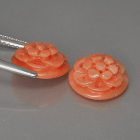 Gemas de coral rosa natural de  ct, forma elegante, opaco