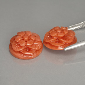 Gemas de coral rosa natural de  ct, forma elegante, opaco