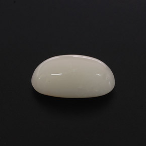 Coral blanco natural de 2,85 ct, corte óvalo, opaco