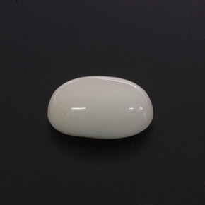 Coral blanco natural de 2,68 ct, corte óvalo, opaco