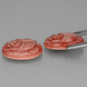 Gemas de coral rosa natural de  ct, forma elegante, opaco