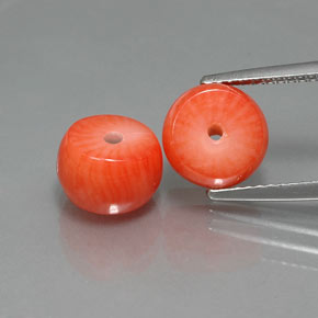 Gemas de coral rosa natural de  ct, forma elegante, opaco