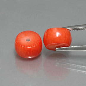 Gemas de coral rosa natural de  ct, forma elegante, opaco