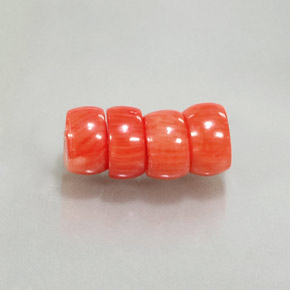 Gemas de coral rosa natural de  ct, forma elegante, opaco