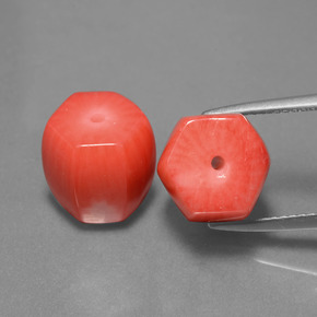 Gemas de coral rosa natural de  ct, forma elegante, opaco
