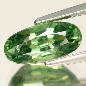 Granate demantoide verde natural de 2,35 ct, corte óvalo, VS