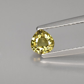 Granate demantoide amarillo natural de 0,42 ct, en forma de pera, VS