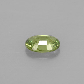 Granate demantoide verde natural de 0,54 ct, corte óvalo, VS-SI