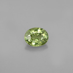 Granate demantoide verde natural de 0,66 ct, corte óvalo, VS-SI