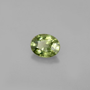 Granate demantoide verde natural de 0,66 ct, corte óvalo, VS-SI
