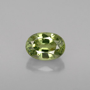 Granate demantoide verde natural de 0,77 ct, corte óvalo, VS