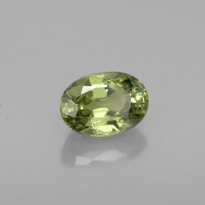 Granate demantoide verde natural de 0,77 ct, corte óvalo, VS