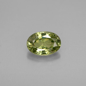 Granate demantoide verde natural de 0,53 ct, corte óvalo, VS