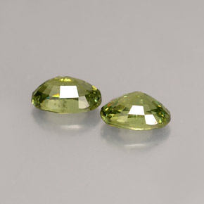 Gemas de granate demantoide verde natural de  ct, corte óvalo, VS-SI