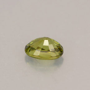 Granate demantoide verde natural de 0,63 ct, corte óvalo, VS