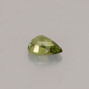 Granate demantoide verde natural de 0,50 ct, corte óvalo, VS