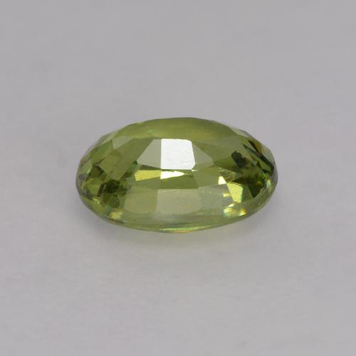 Granate demantoide verde natural de 0,64 ct, corte óvalo, VS