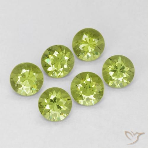 Gemas de Granate demantoide Verde medio natural de 0.96 ct, Redondo, VVS-VS