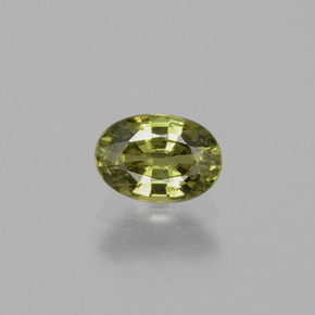 Granate demantoide verde natural de 0,65 ct, corte óvalo, VS